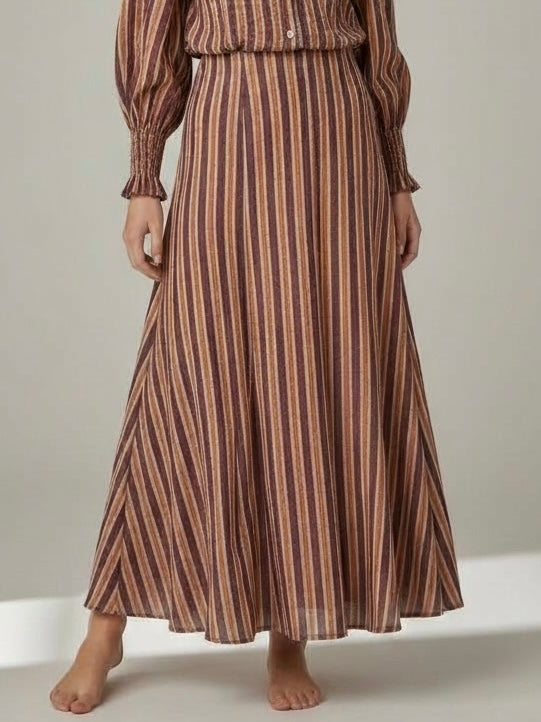 Conjunto “Eternity” de Blusa y Falda Larga a Rayas