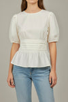 Blusa con jaretas y manga corta