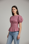 Blusa con jaretas y manga corta