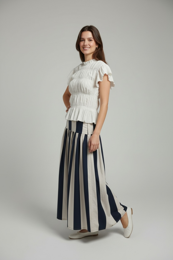 Blusa/Top Texturizada con Nido de Abeja y Vuelo – de Cuello Perchado