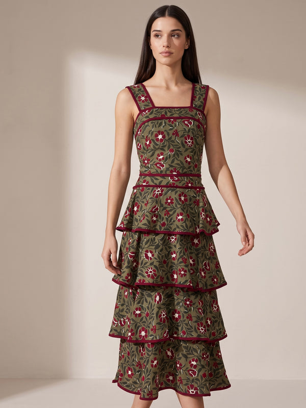 Vestido estampado de volantes
