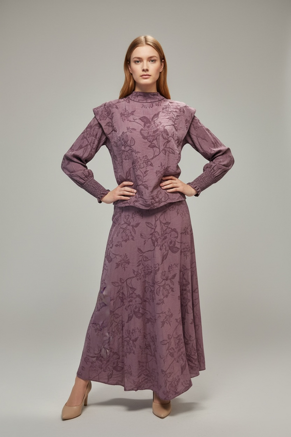 Conjunto "Violeta" Floral en Jacquard Texturizado