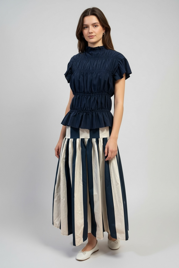 Blusa/Top Texturizada con Nido de Abeja y Vuelo – de Cuello Perchado